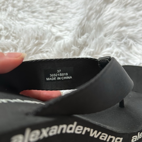 Alexander Wang
Wedge Flip Flop - Picture 8 of 9